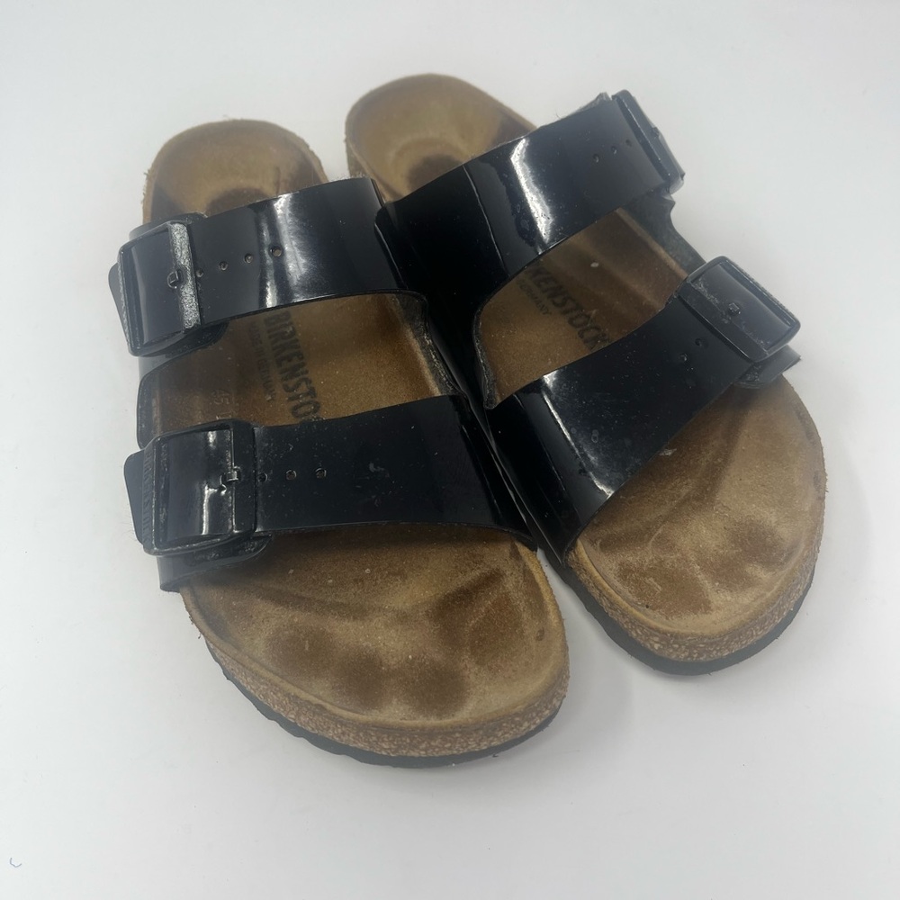 BIRKENSTOCK Arizona Black Patent Leather Sandals Women's Size 40 / US 9